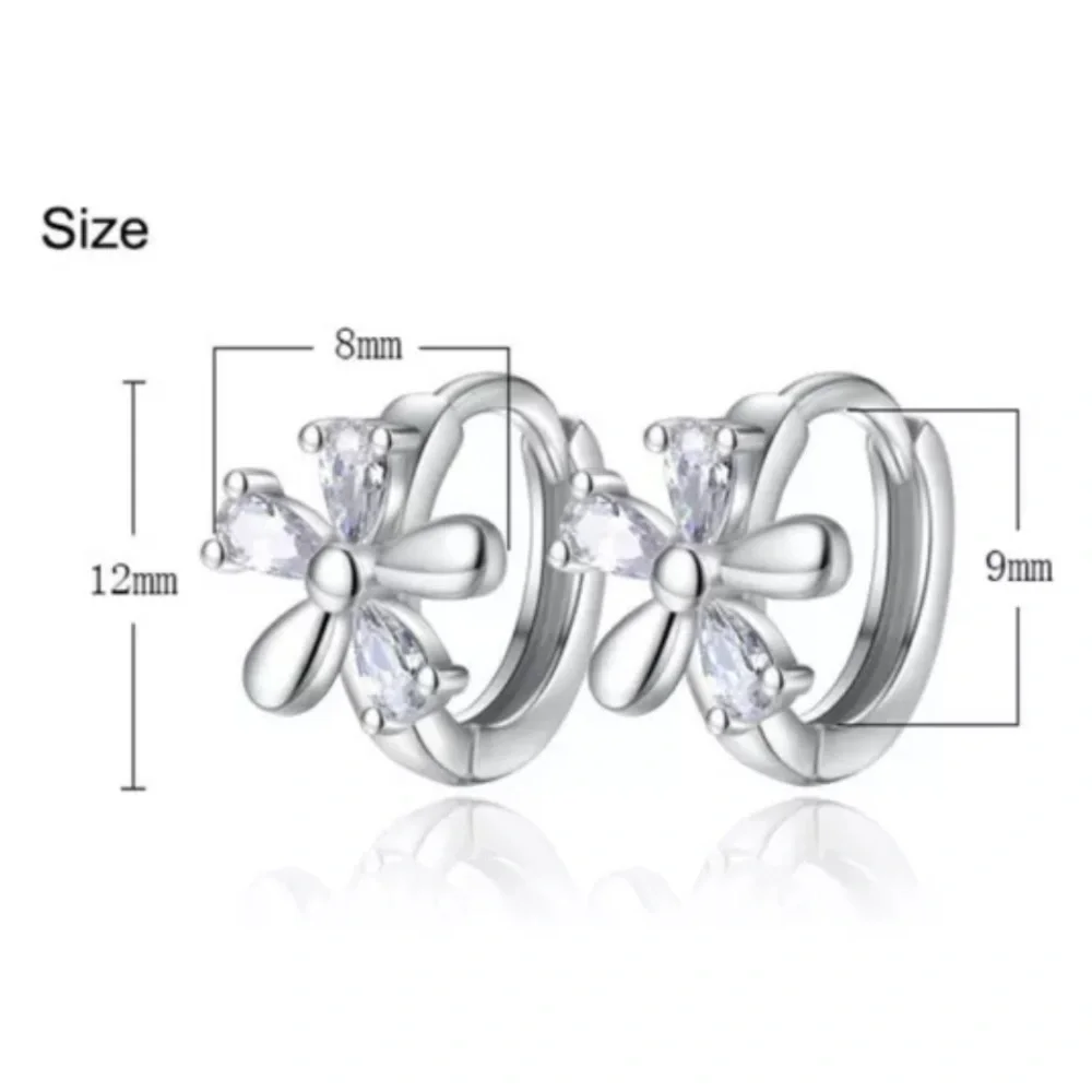 New Sterling Silver White Sapohires Flower Huggies